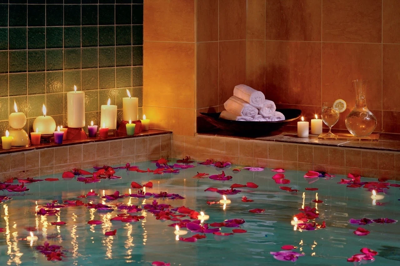 Enriching Your Experience with Romantic Bathtub Decoration
