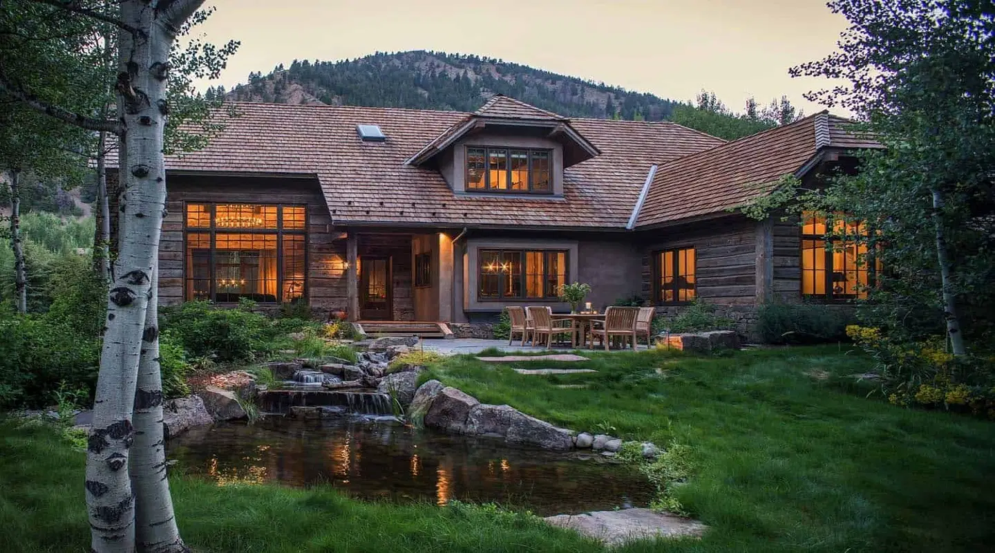 Landscaping in Rustic House Design