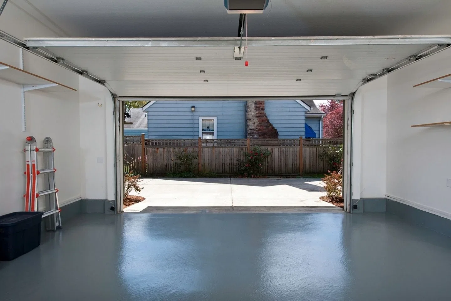 Epoxy Garage Flooring: Tough and Visually Pleasing
