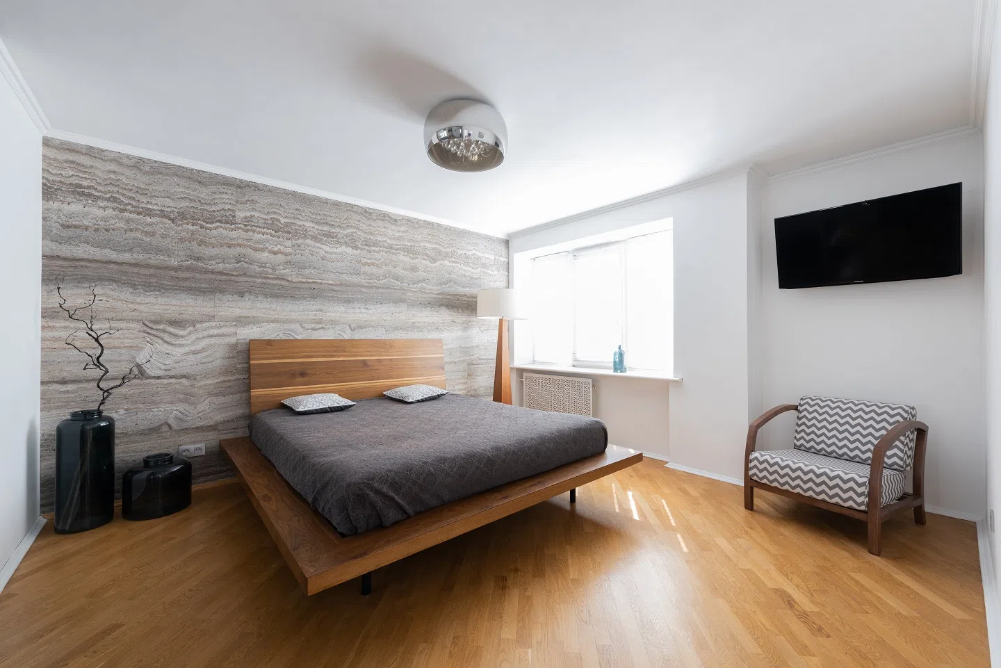 Minimal Simple Bedroom Ceiling Design