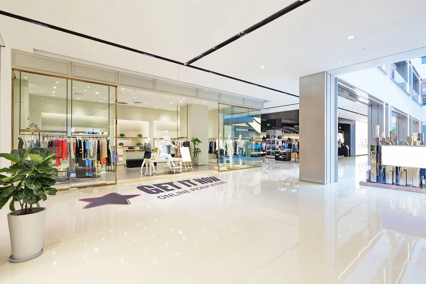 Modern Shopping Centers and Mall Flooring