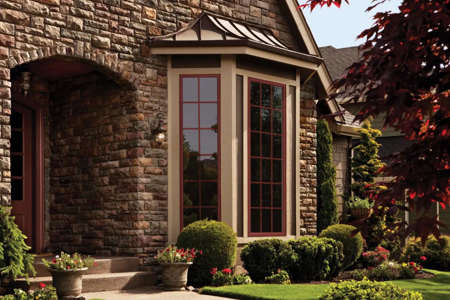 How much does bay or bow window installation cost?