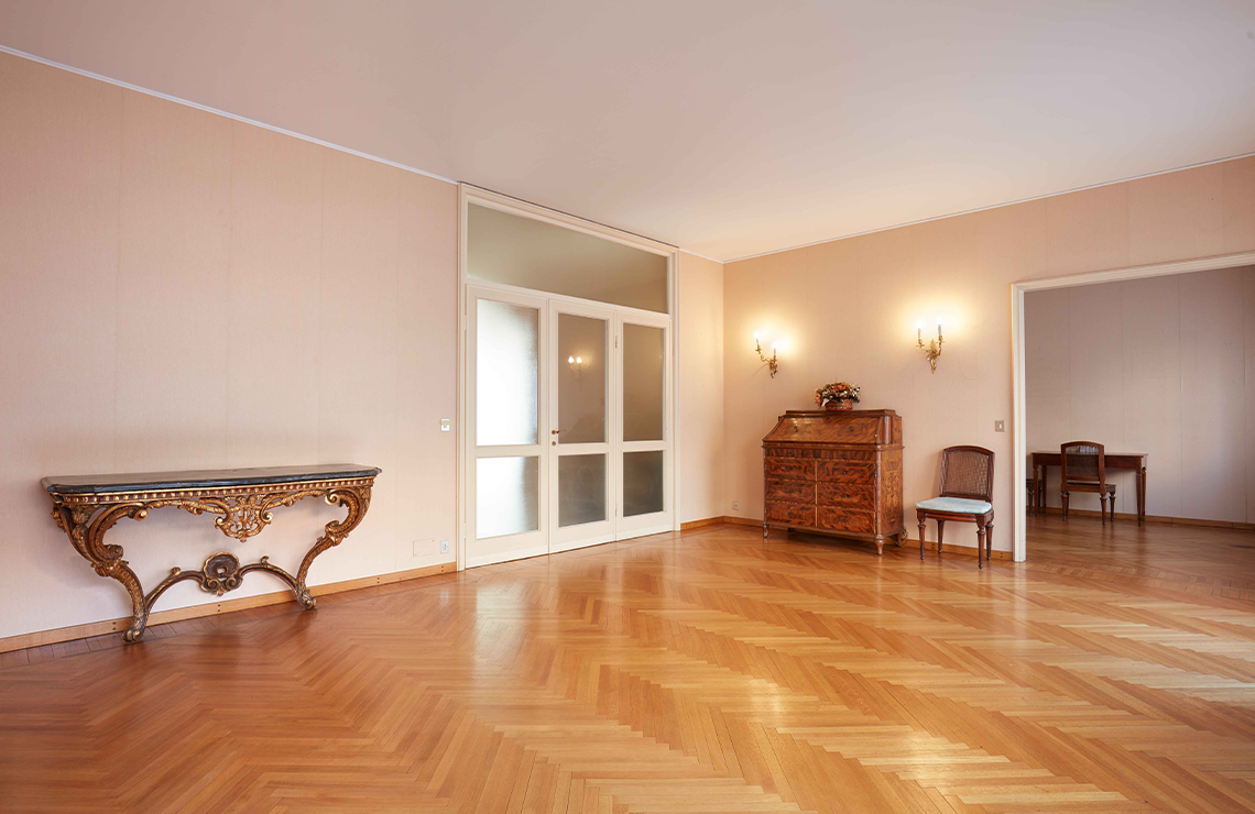 Shaw Laminate Brindle Chestnut